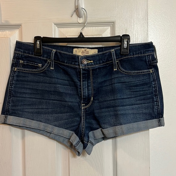 Hollister Pants - Jean shorts
